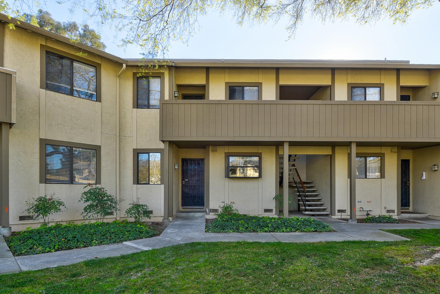 Detail Gallery Image 1 of 1 For 1069 N Abbott Ave, Milpitas,  CA 95035 - 2 Beds | 2 Baths