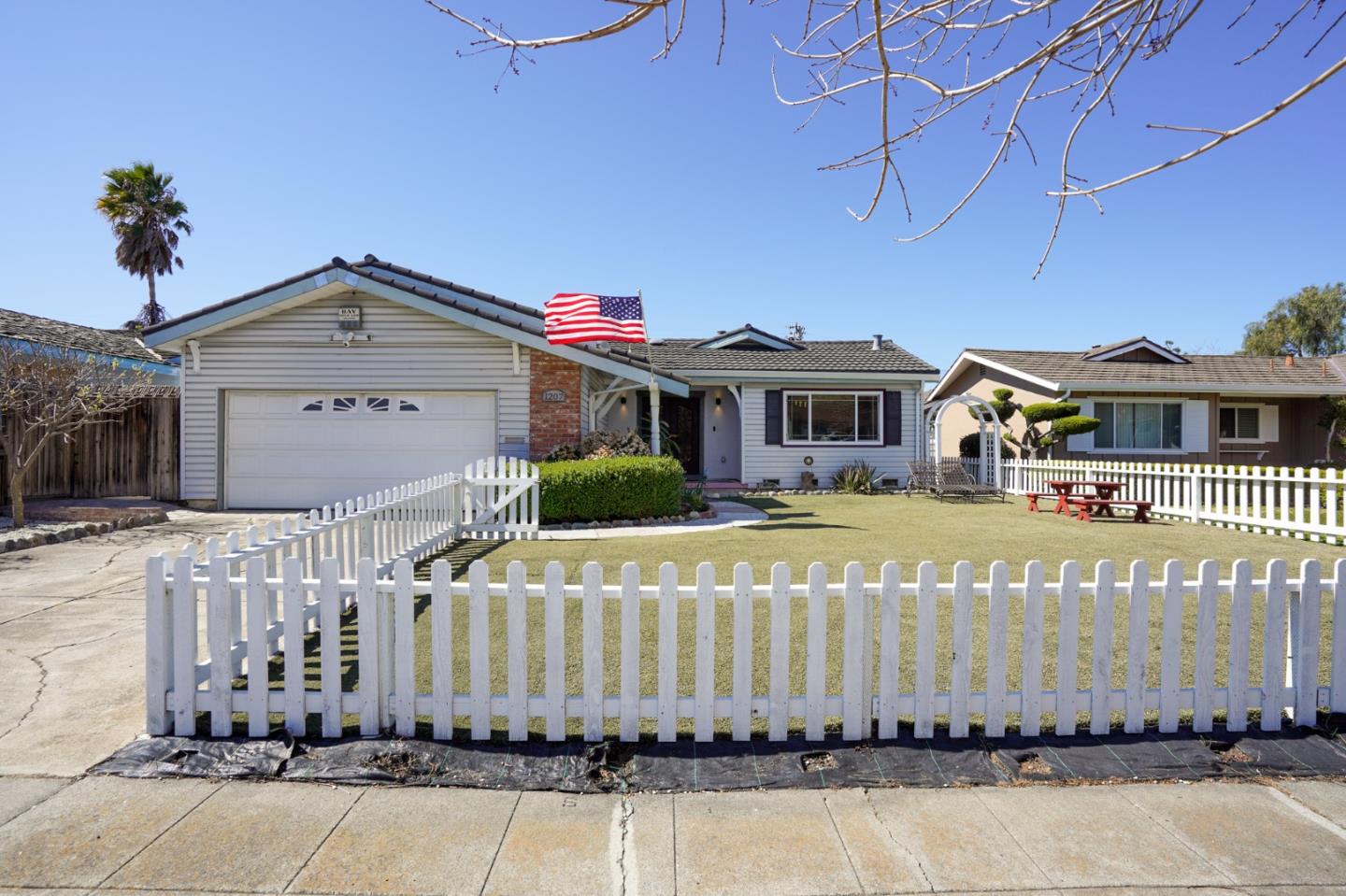 Detail Gallery Image 1 of 1 For 1207 Champagne Ln, San Jose,  CA 95132 - 3 Beds | 2 Baths