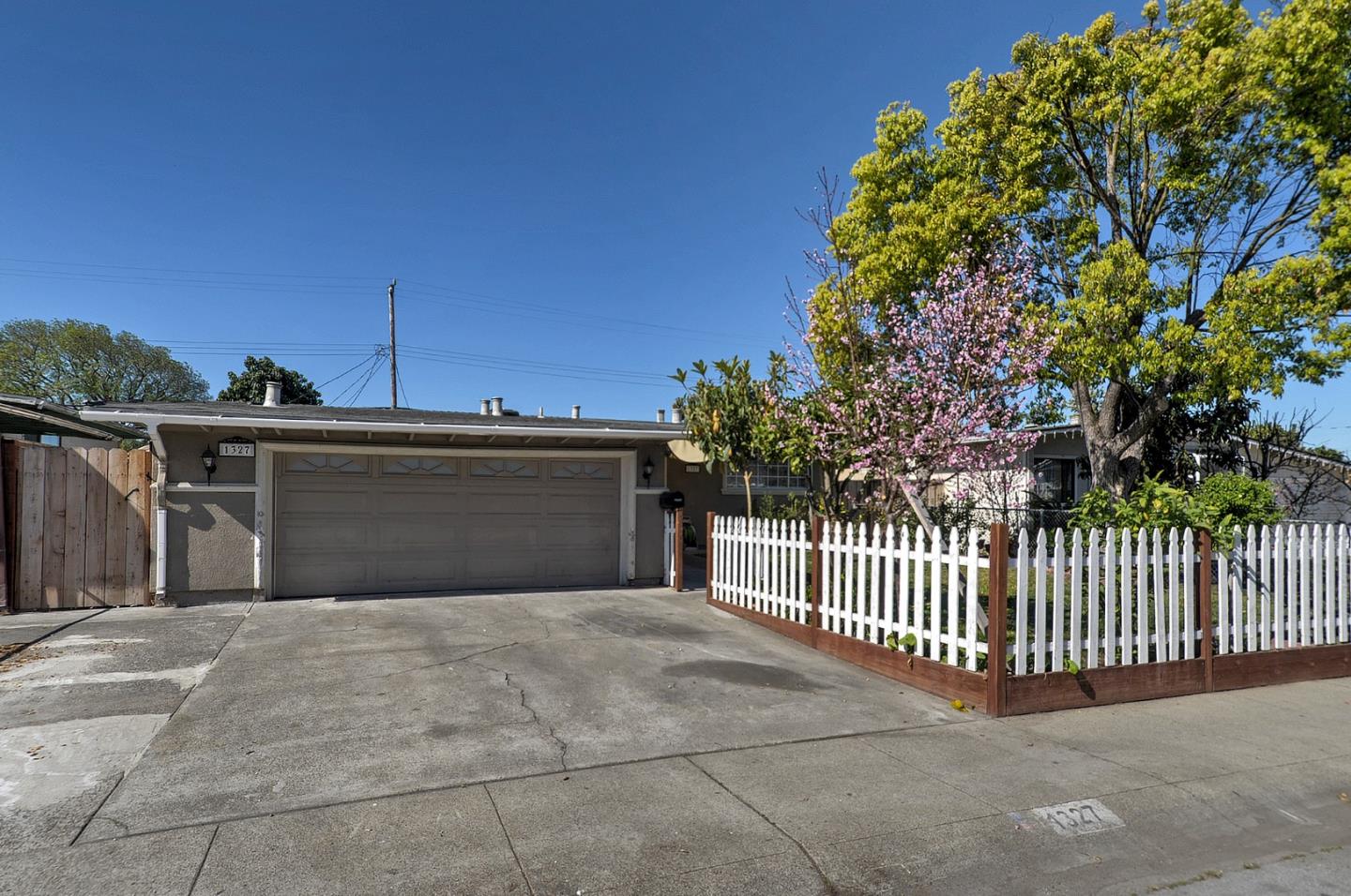 Detail Gallery Image 1 of 1 For 1327 Mcginness Ave, San Jose,  CA 95127 - 3 Beds | 2 Baths