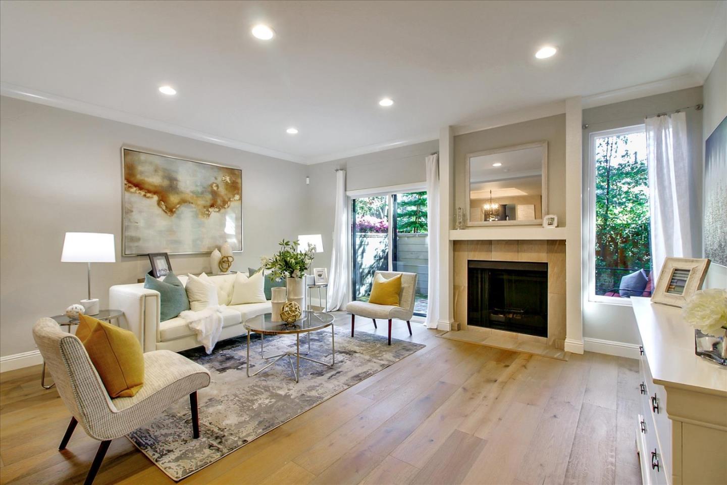 Detail Gallery Image 1 of 1 For 1507 Keesling Ave #D,  San Jose,  CA 95125 - 2 Beds | 2/1 Baths