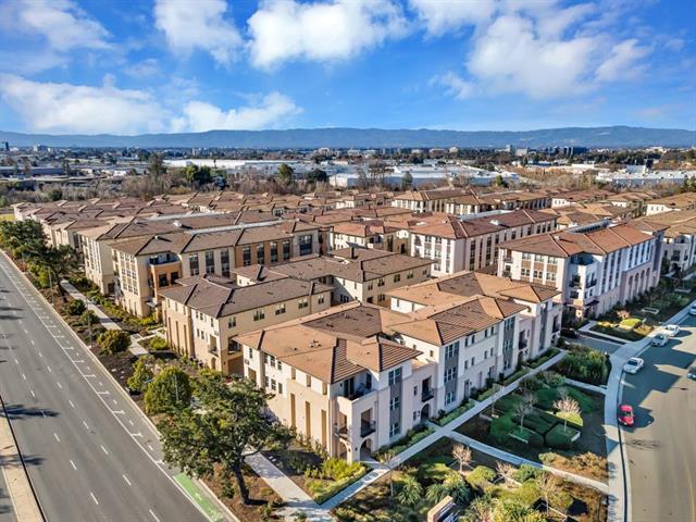 Detail Gallery Image 1 of 1 For 1052 Bigleaf Pl #105,  San Jose,  CA 95131 - 4 Beds | 4/1 Baths