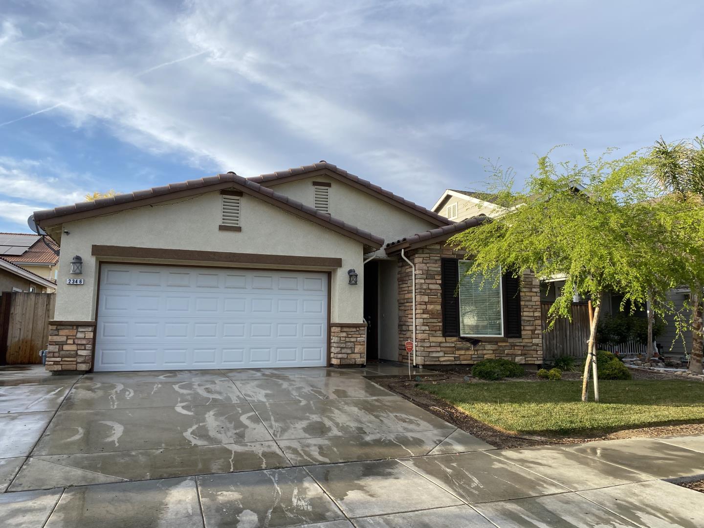 Detail Gallery Image 1 of 1 For 2346 N Fallbrook Dr, Los Banos,  CA 93635 - 3 Beds | 2 Baths