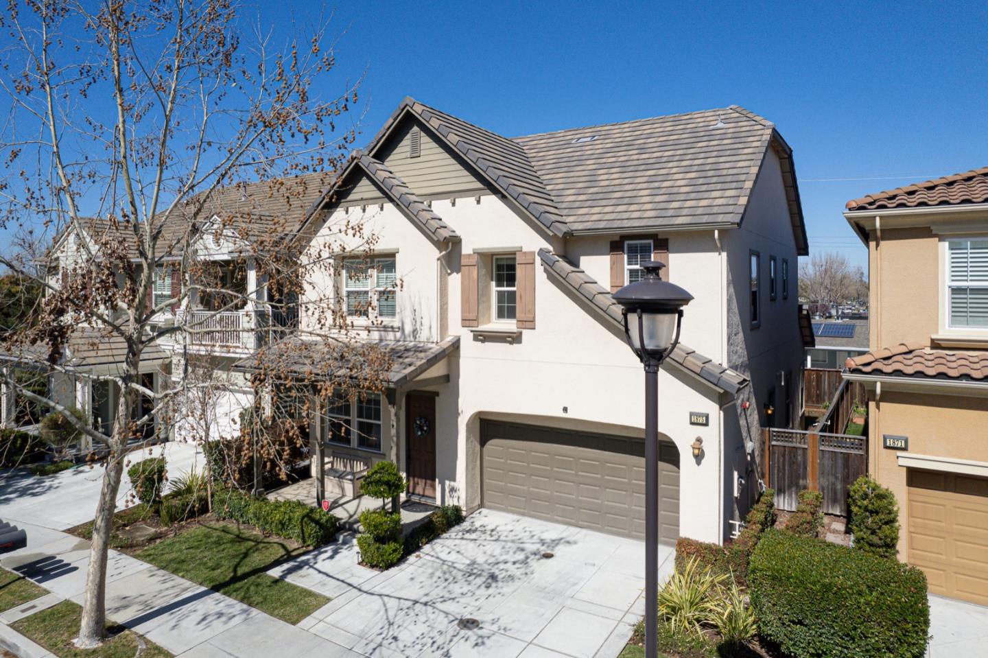 Detail Gallery Image 1 of 1 For 1875 Worthington Cir, Santa Clara,  CA 95050 - 4 Beds | 2/1 Baths