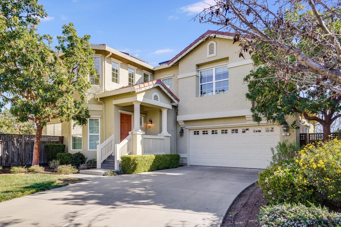 Detail Gallery Image 1 of 1 For 39 Shorebreeze Ct, East Palo Alto,  CA 94303 - 4 Beds | 2/1 Baths