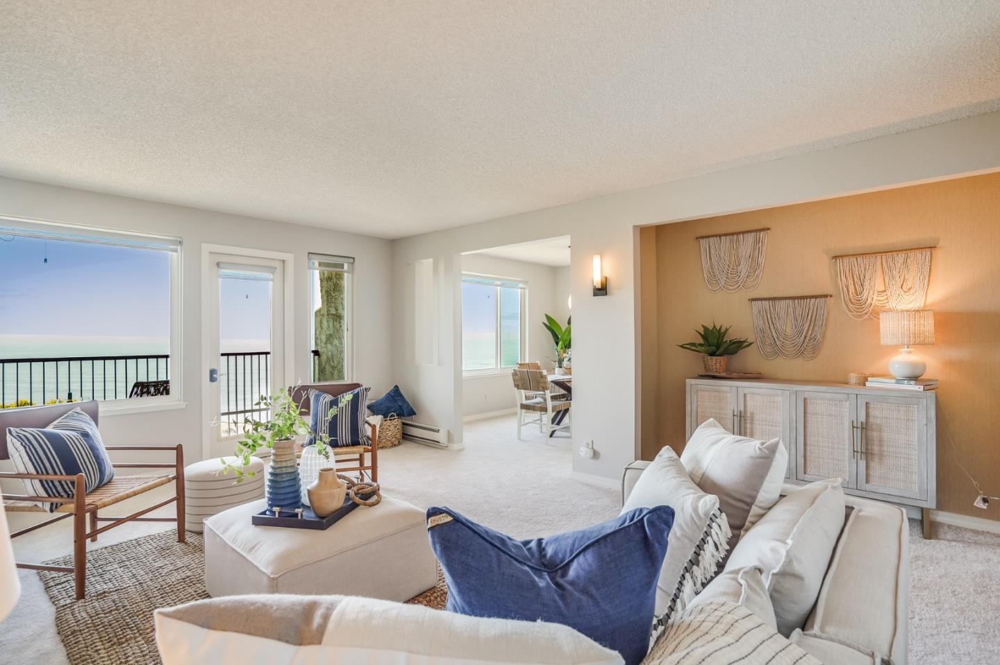 Detail Gallery Image 1 of 1 For 5011 Palmetto Ave #20,  Pacifica,  CA 94044 - 2 Beds | 1 Baths