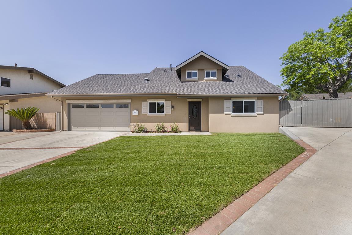 Detail Gallery Image 1 of 1 For 28033 Cero Dr, Santa Clarita,  CA 91350 - 4 Beds | 3/1 Baths