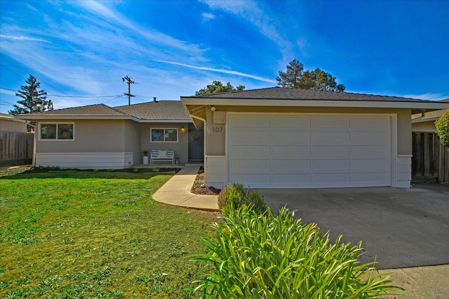 Detail Gallery Image 1 of 1 For 107 Hollycrest Dr, Los Gatos,  CA 95032 - 4 Beds | 2 Baths