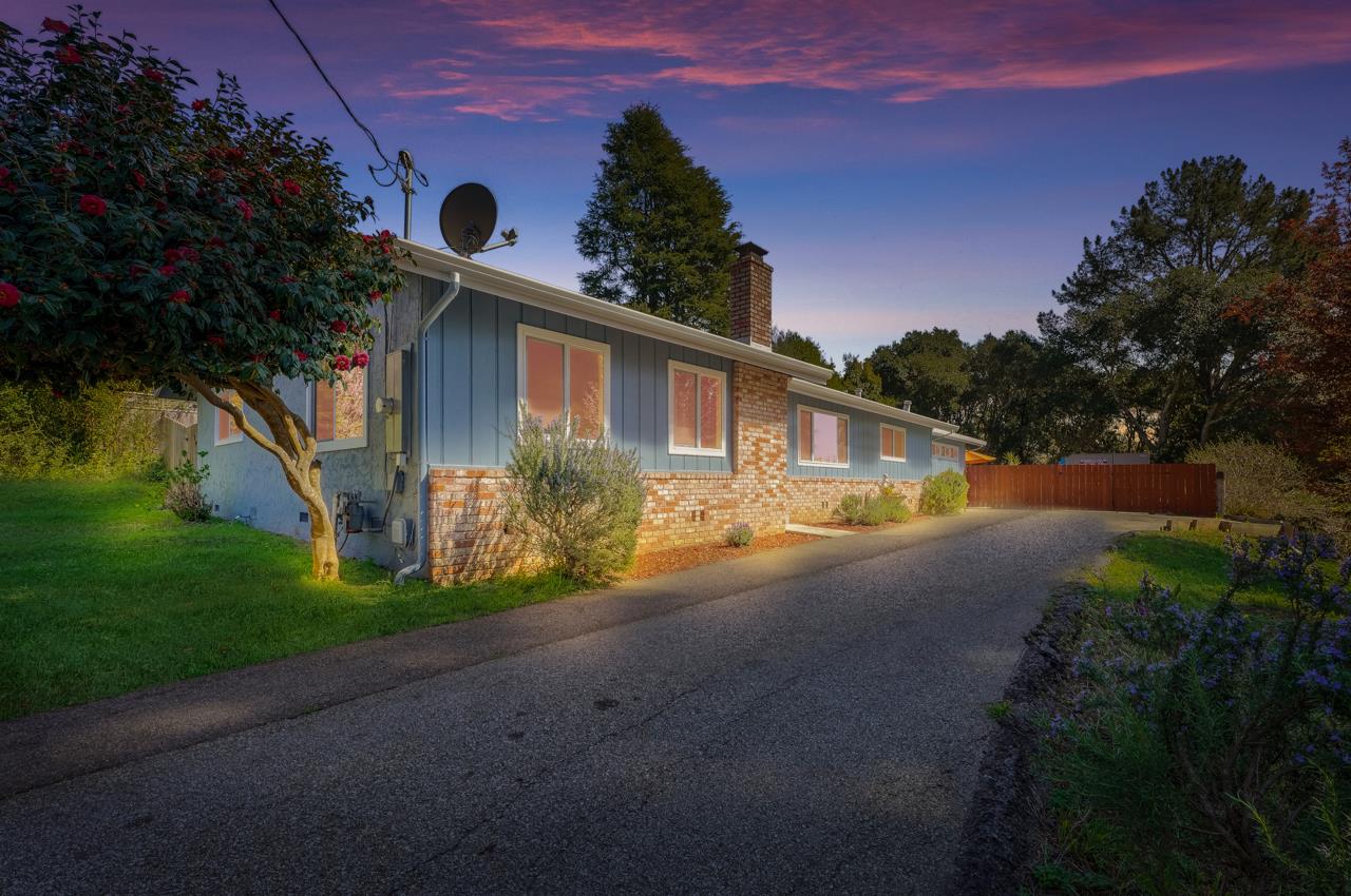 Detail Gallery Image 1 of 1 For 160 Siesta Dr, Aptos,  CA 95003 - 3 Beds | 2 Baths