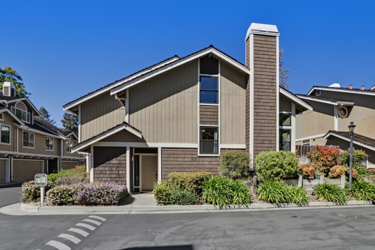 Detail Gallery Image 1 of 1 For 2453 Rebecca Lynn Way, Santa Clara,  CA 95050 - 2 Beds | 2/1 Baths