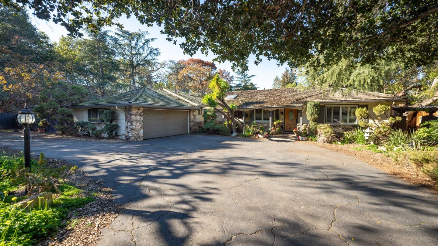 Detail Gallery Image 1 of 1 For 915 Saint Joseph Ave, Los Altos,  CA 94024 - 4 Beds | 2/1 Baths