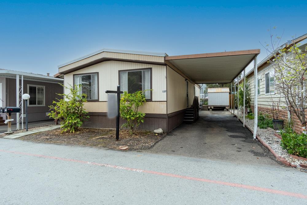 Detail Gallery Image 1 of 1 For 789 Green Valley Rd #127,  Watsonville,  CA 95076 - 2 Beds | 2 Baths