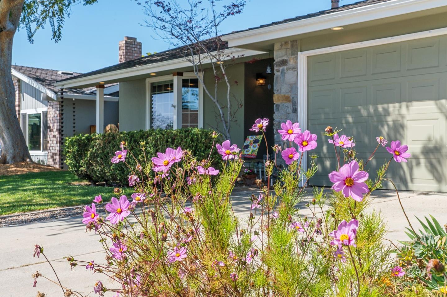 Detail Gallery Image 1 of 1 For 3623 Bloomsbury Way, San Jose,  CA 95132 - 3 Beds | 2 Baths