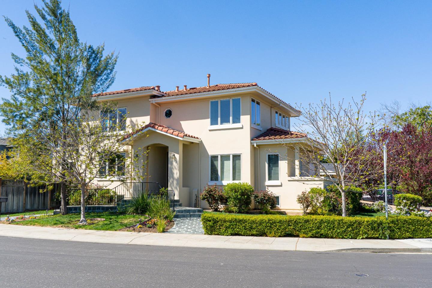 Detail Gallery Image 1 of 1 For 3424 Cowper Ct, Palo Alto,  CA 94306 - 6 Beds | 5/1 Baths