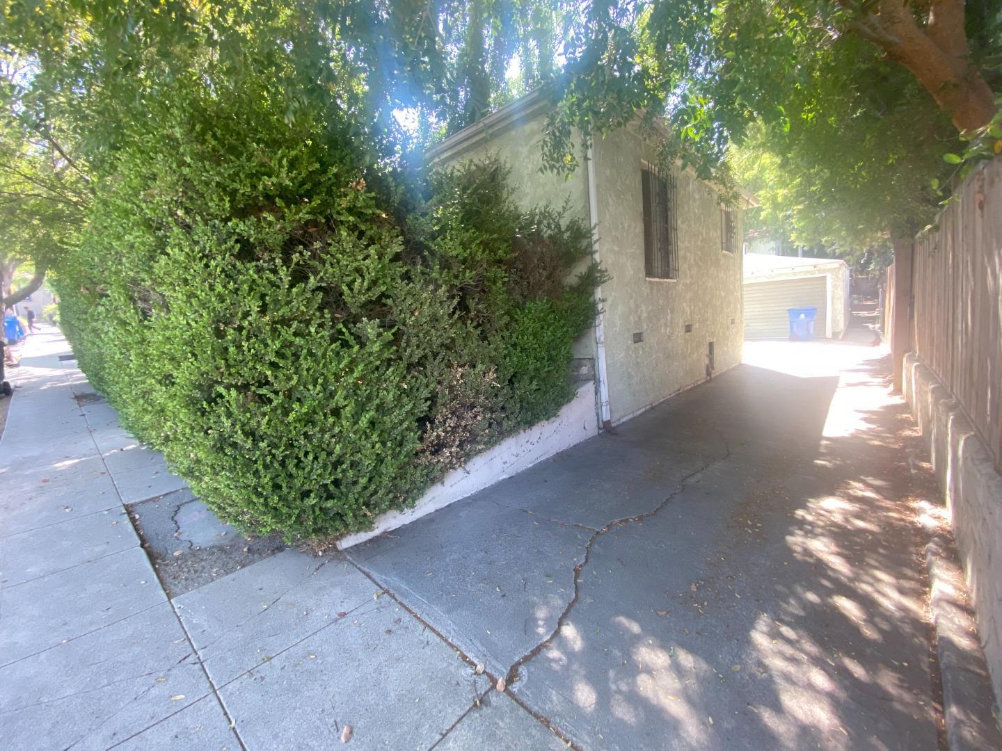 Detail Gallery Image 1 of 1 For 4016 Prospect Ave, Los Angeles,  CA 90027 - – Beds | – Baths