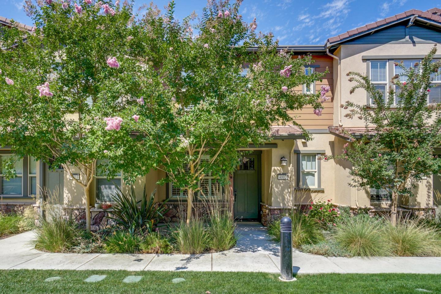 Detail Gallery Image 1 of 1 For 4002 Marcelli Cir, Los Altos,  CA 94022 - 3 Beds | 2/1 Baths