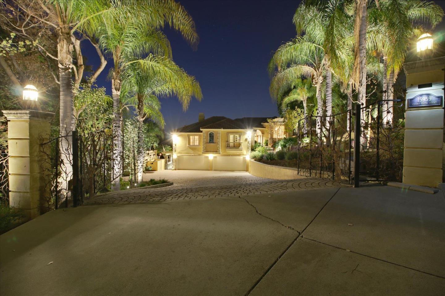 Detail Gallery Image 1 of 1 For 15959 Cerro Vista Ct, Los Gatos,  CA 95032 - 6 Beds | 5/1 Baths