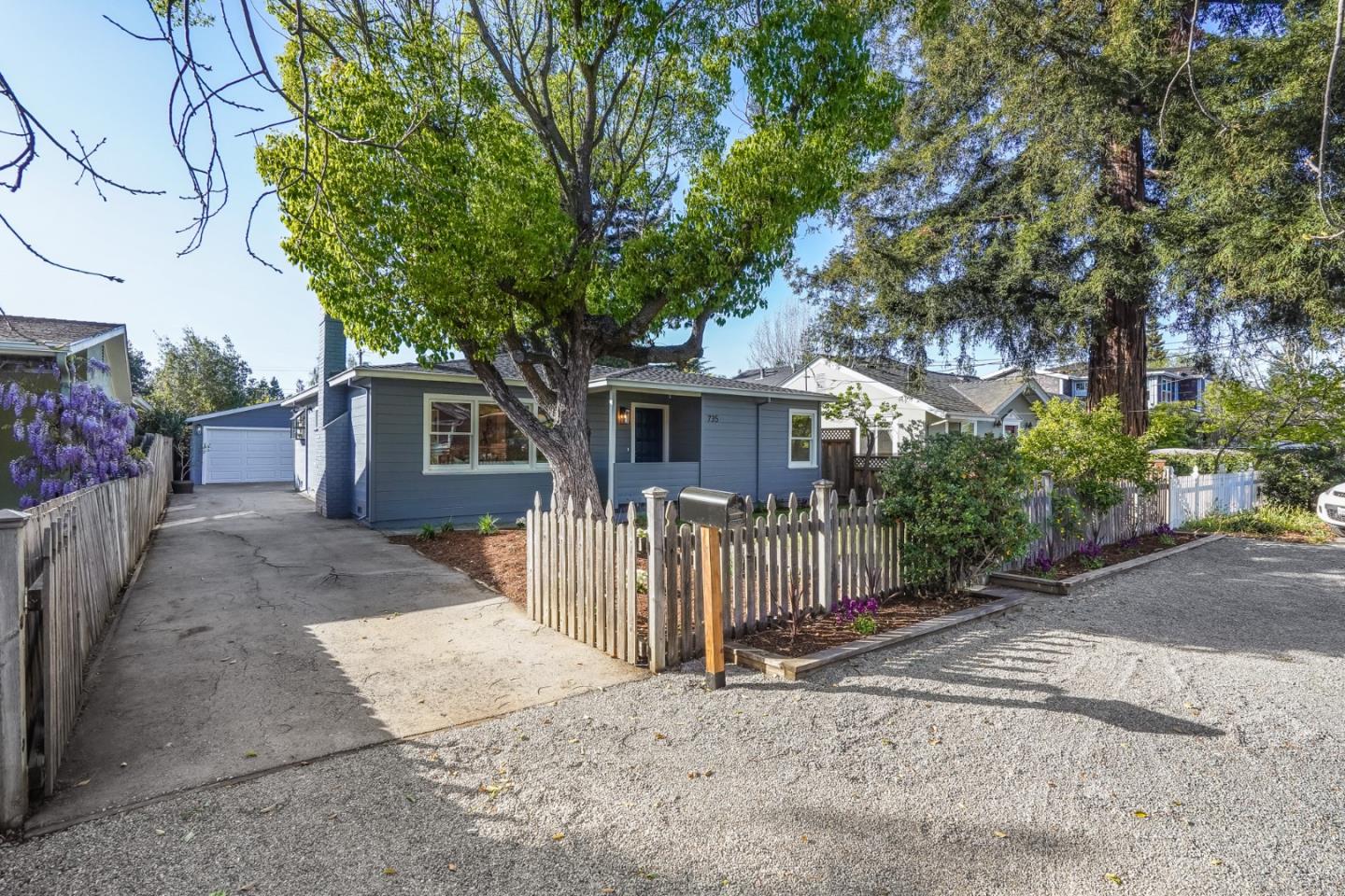 Detail Gallery Image 1 of 1 For 735 14th Ave, Menlo Park,  CA 94025 - 3 Beds | 2 Baths