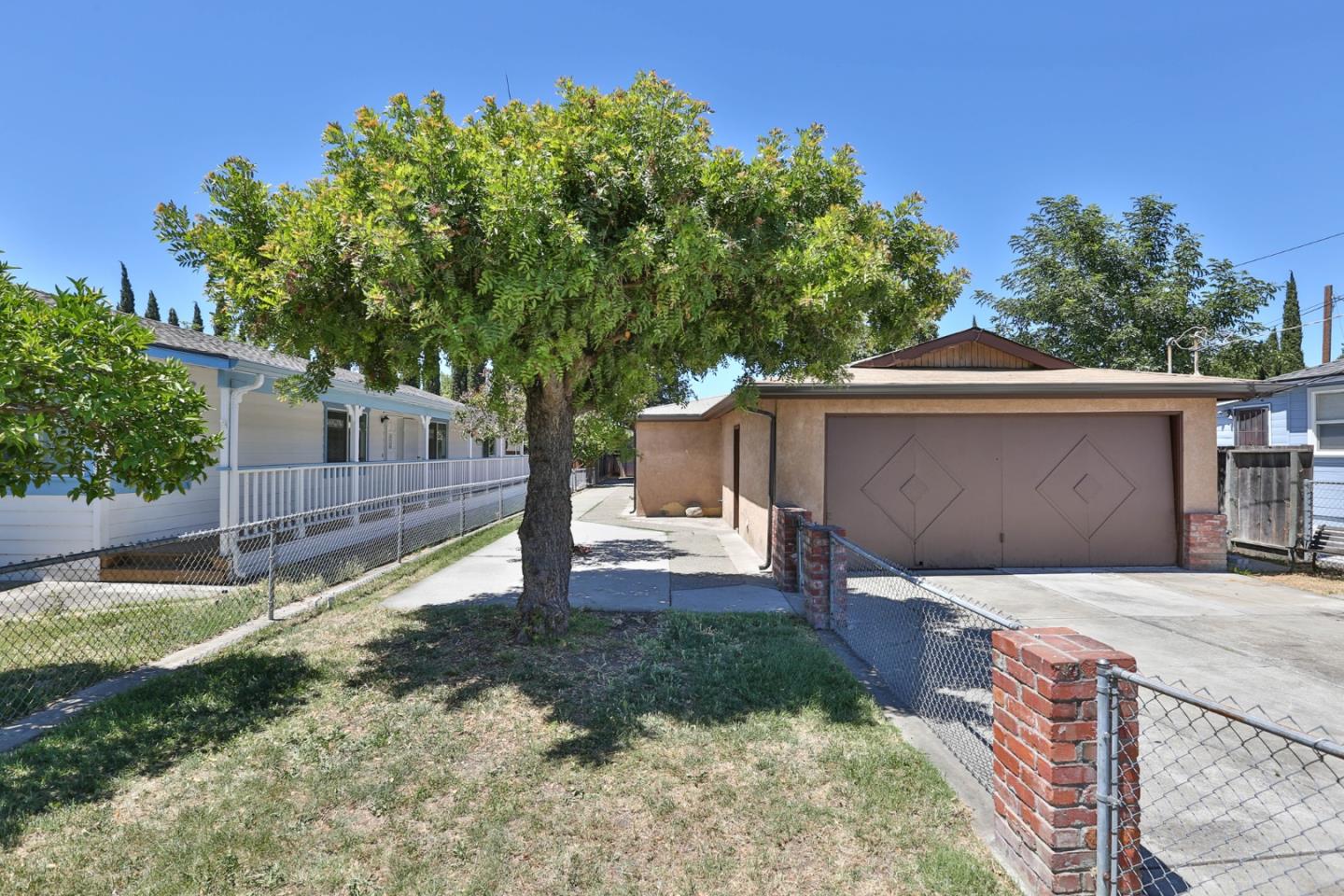 Detail Gallery Image 1 of 1 For 53 Scharff Ave, San Jose,  CA 95116 - 5 Beds | 3 Baths
