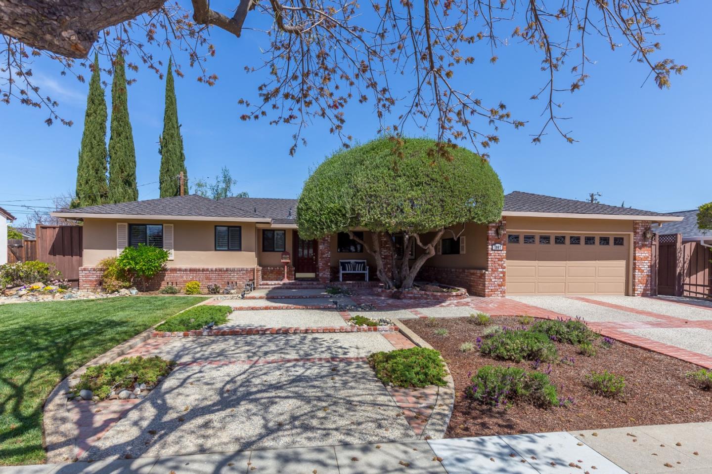 Detail Gallery Image 1 of 1 For 1967 Abinante Ln, San Jose,  CA 95124 - 3 Beds | 2 Baths