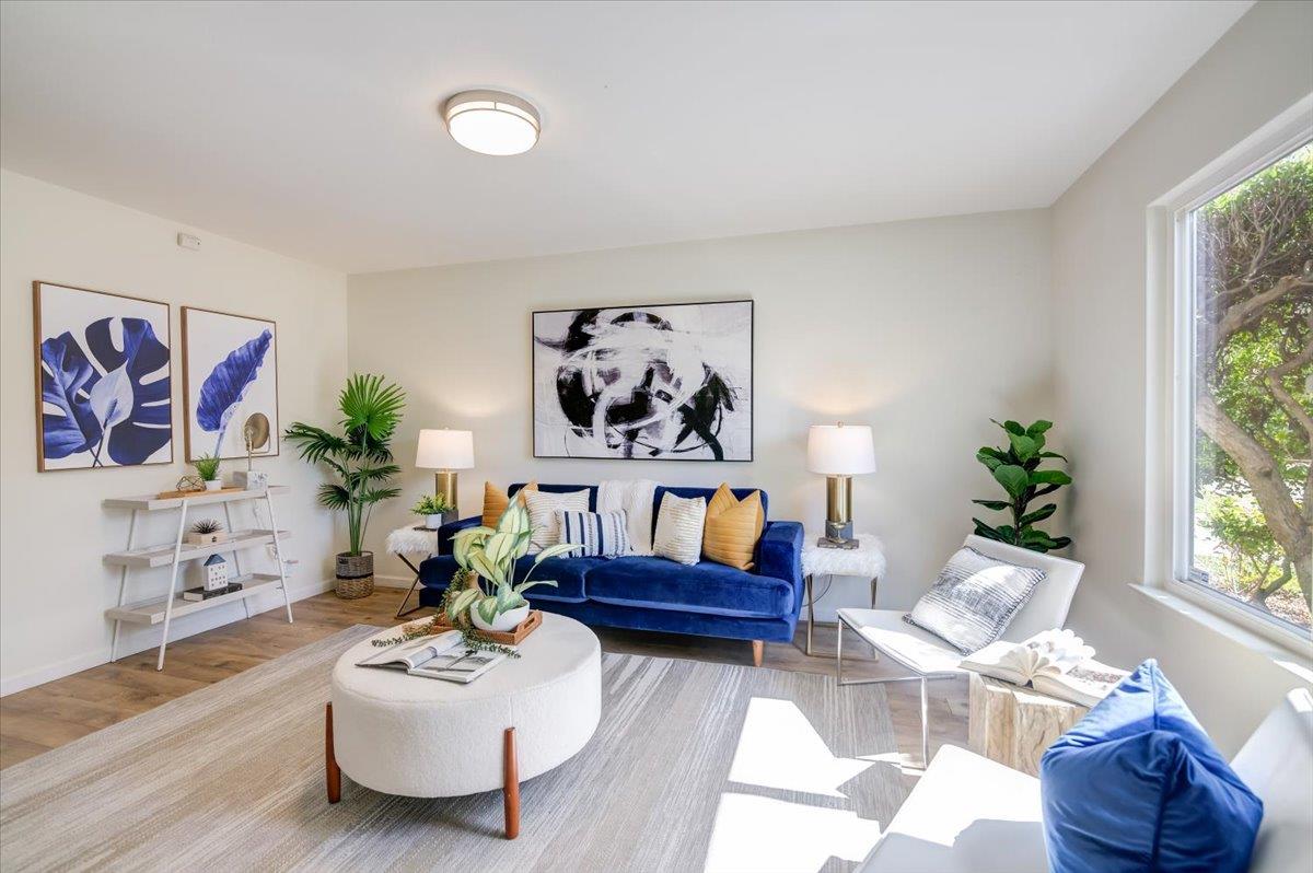 Detail Gallery Image 1 of 1 For 120 Oak Rim Way #4,  Los Gatos,  CA 95032 - 2 Beds | 1/1 Baths