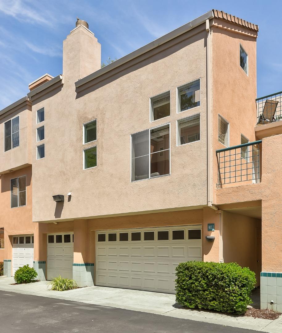 Detail Gallery Image 1 of 1 For 980 Alpine Ter #2,  Sunnyvale,  CA 94086 - 2 Beds | 2/1 Baths