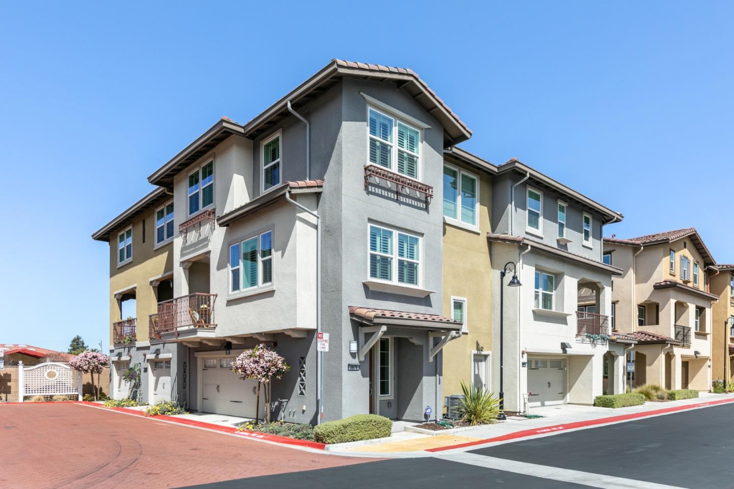 Detail Gallery Image 1 of 1 For 3875 Parasol Cmn, Fremont,  CA 94555 - 2 Beds | 2/1 Baths