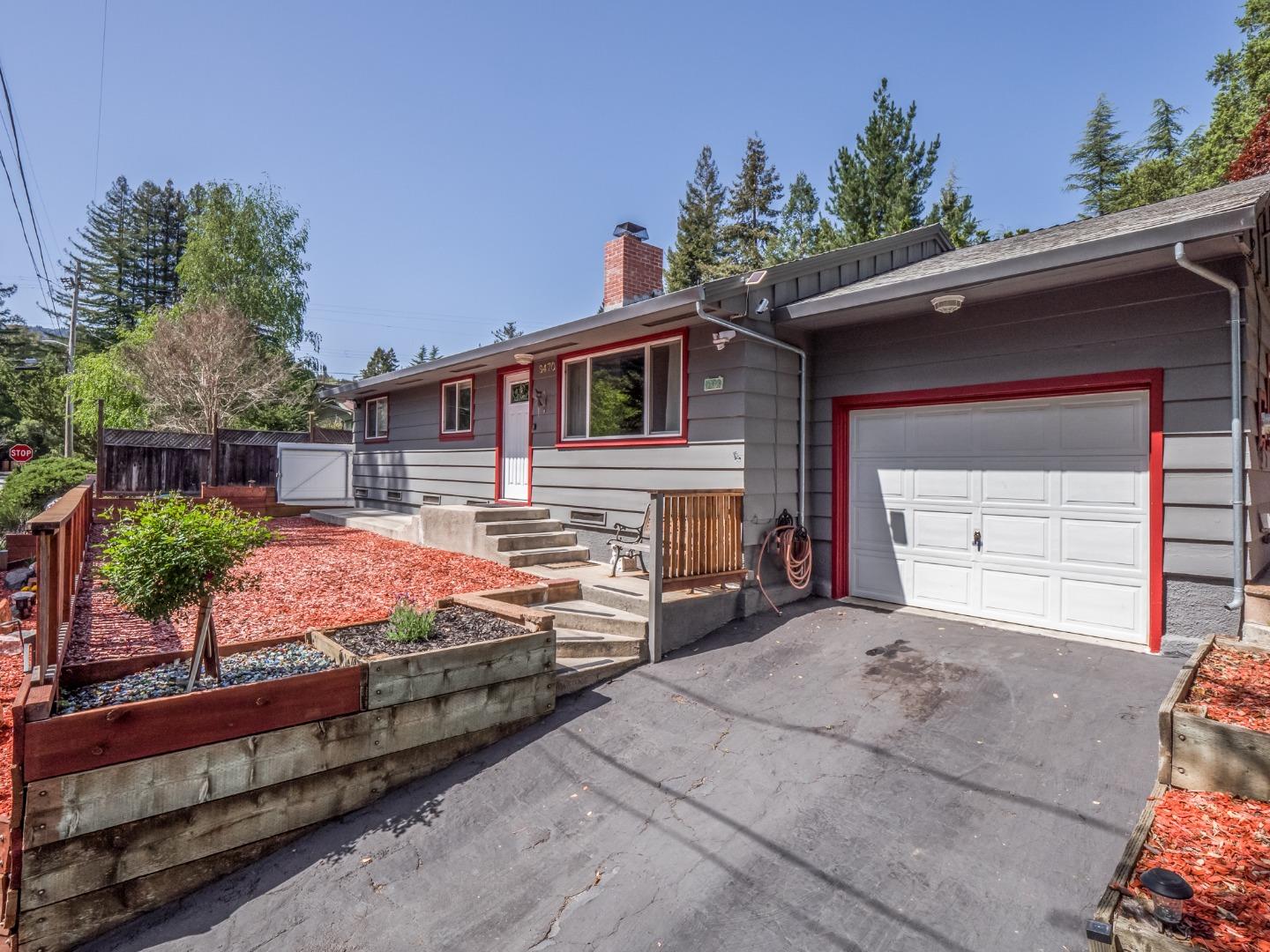 Detail Gallery Image 1 of 1 For 9470 Sunnyside Ave, Ben Lomond,  CA 95005 - 3 Beds | 2 Baths