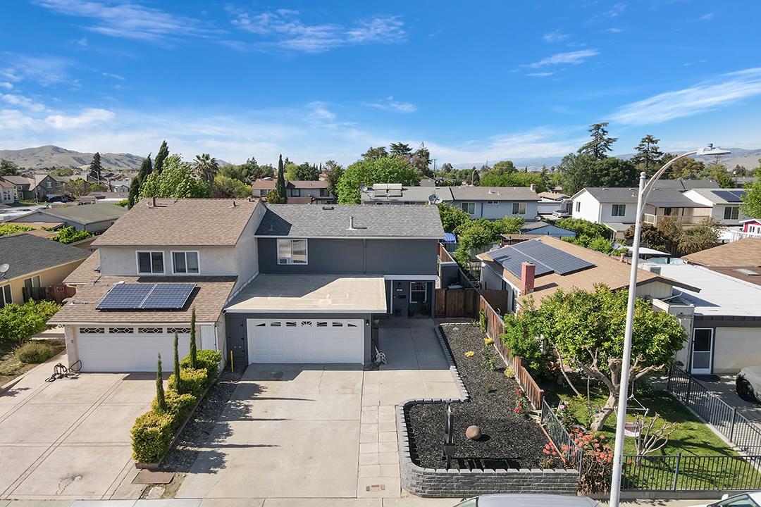 Detail Gallery Image 1 of 1 For 263 Loupe Ct, Gilroy,  CA 95020 - 4 Beds | 1/1 Baths