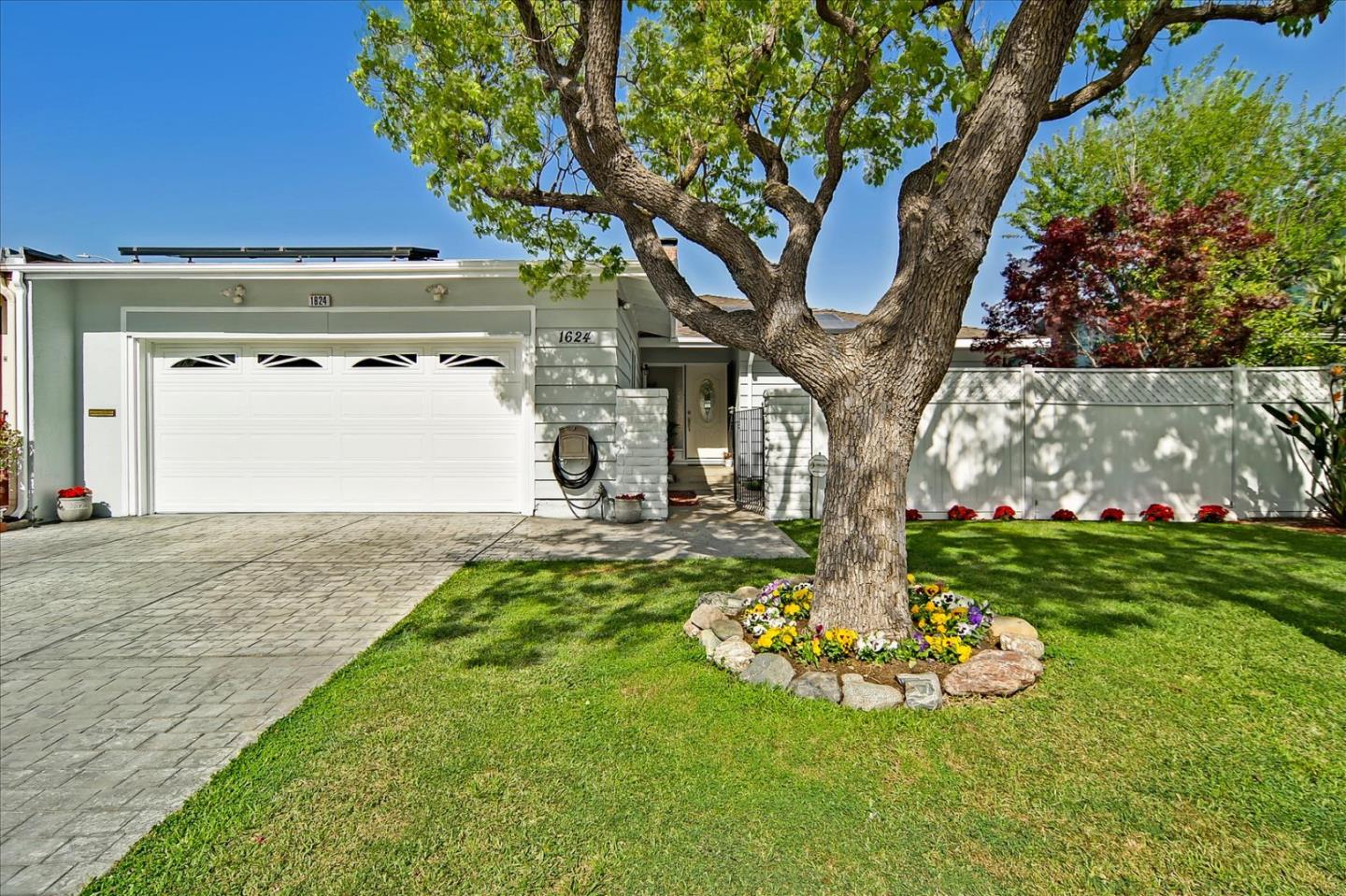 Detail Gallery Image 1 of 1 For 1624 Blue Spruce Way, Milpitas,  CA 95035 - 3 Beds | 2 Baths