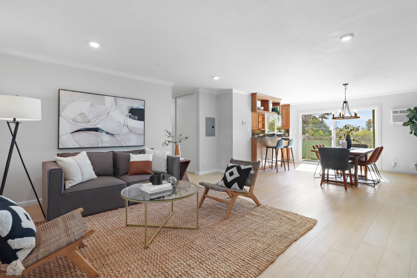 Detail Gallery Image 1 of 1 For 464 Clinton St #302,  Redwood City,  CA 94062 - 2 Beds | 2 Baths