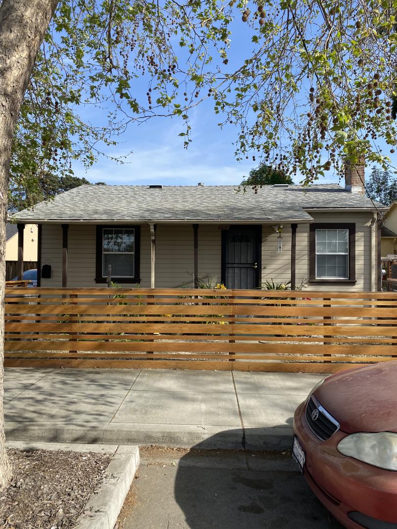 Detail Gallery Image 1 of 1 For 393 Willow Ave, Hayward,  CA 94541 - 3 Beds | 2 Baths