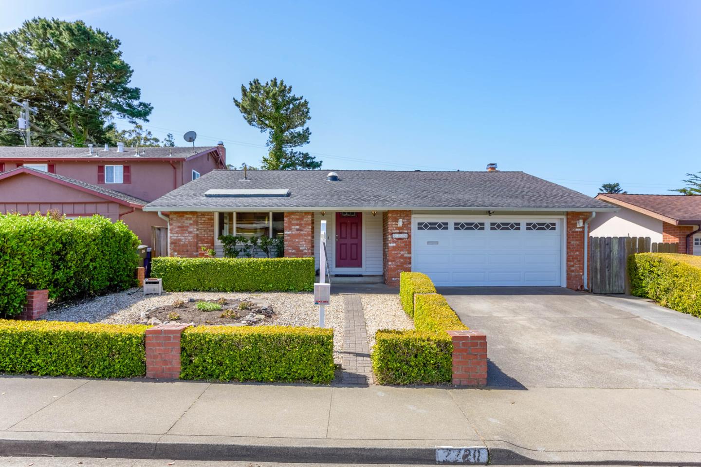 Detail Gallery Image 1 of 1 For 2720 Shannon Dr, South San Francisco,  CA 94080 - 4 Beds | 2 Baths