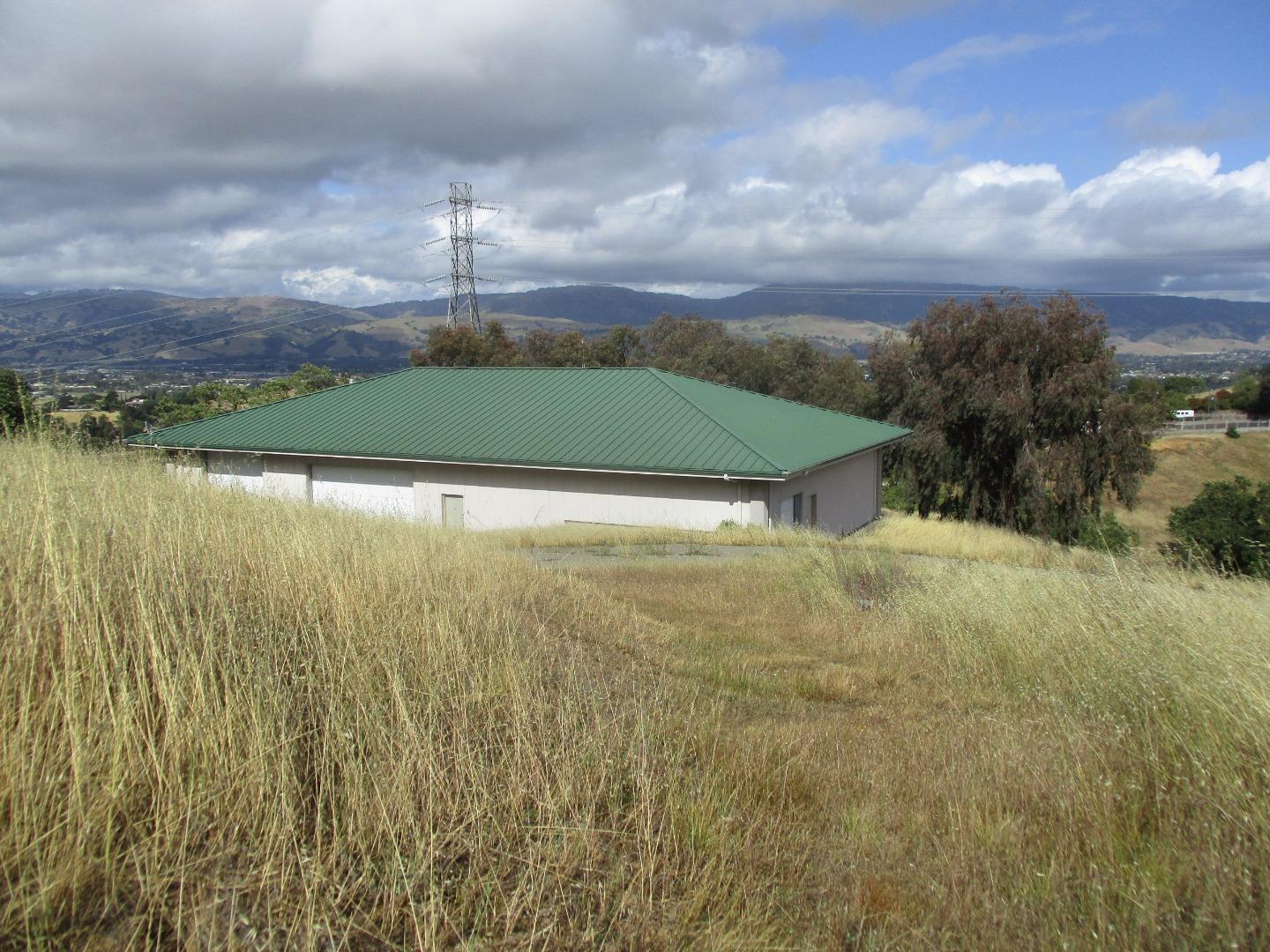 Detail Gallery Image 14 of 25 For 1935 Hayes Ln, San Martin,  CA 95046 - – Beds | – Baths