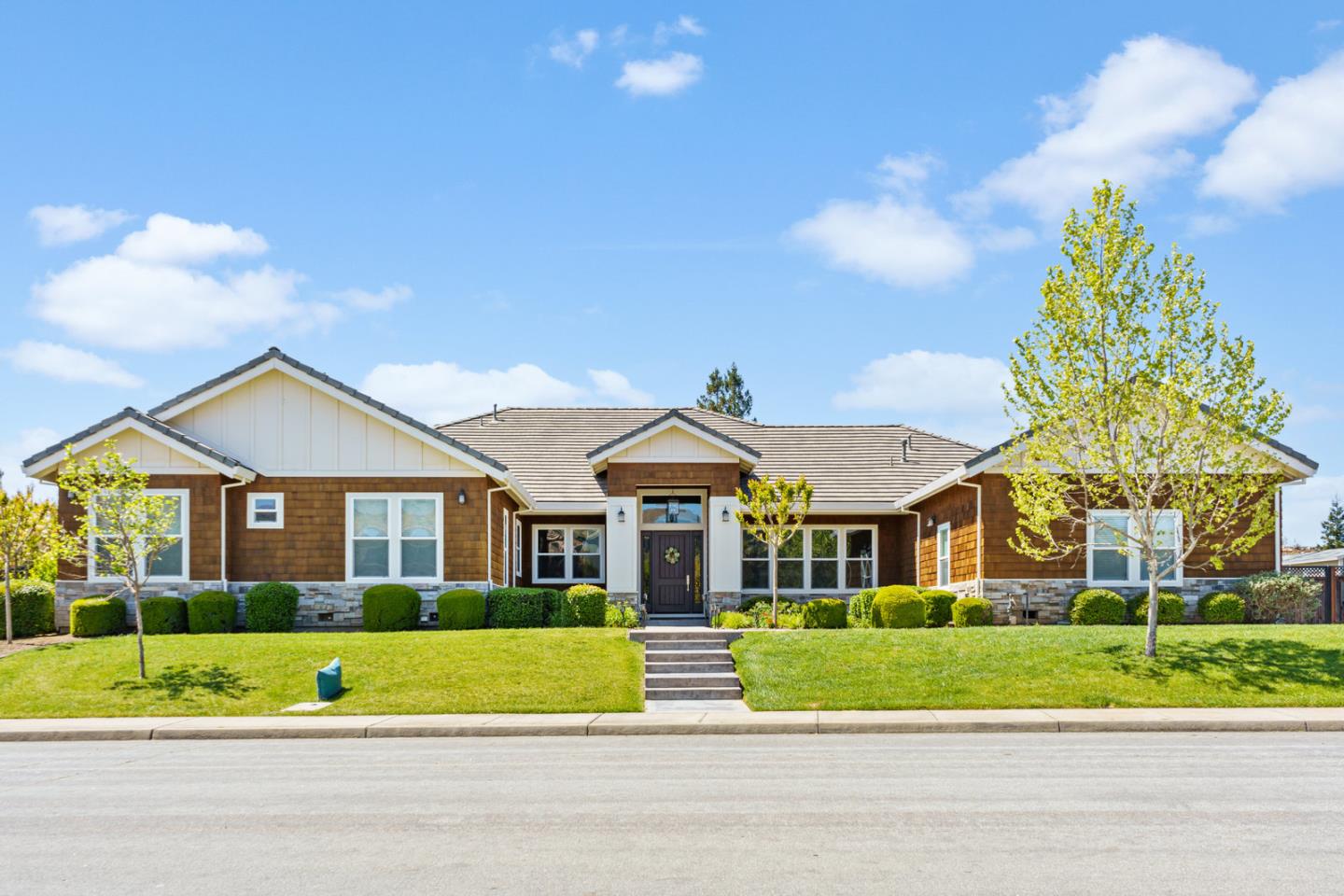 Detail Gallery Image 1 of 1 For 1910 Pear Dr, Morgan Hill,  CA 95037 - 5 Beds | 4/1 Baths