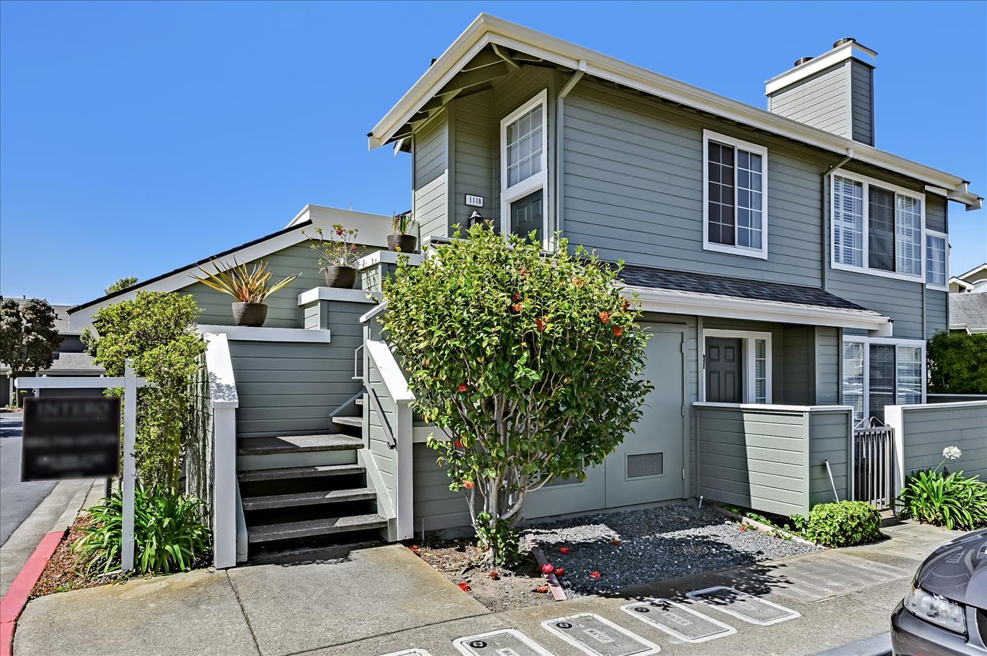 Detail Gallery Image 1 of 1 For 1118 Brittany Ln, Daly City,  CA 94014 - 2 Beds | 2 Baths