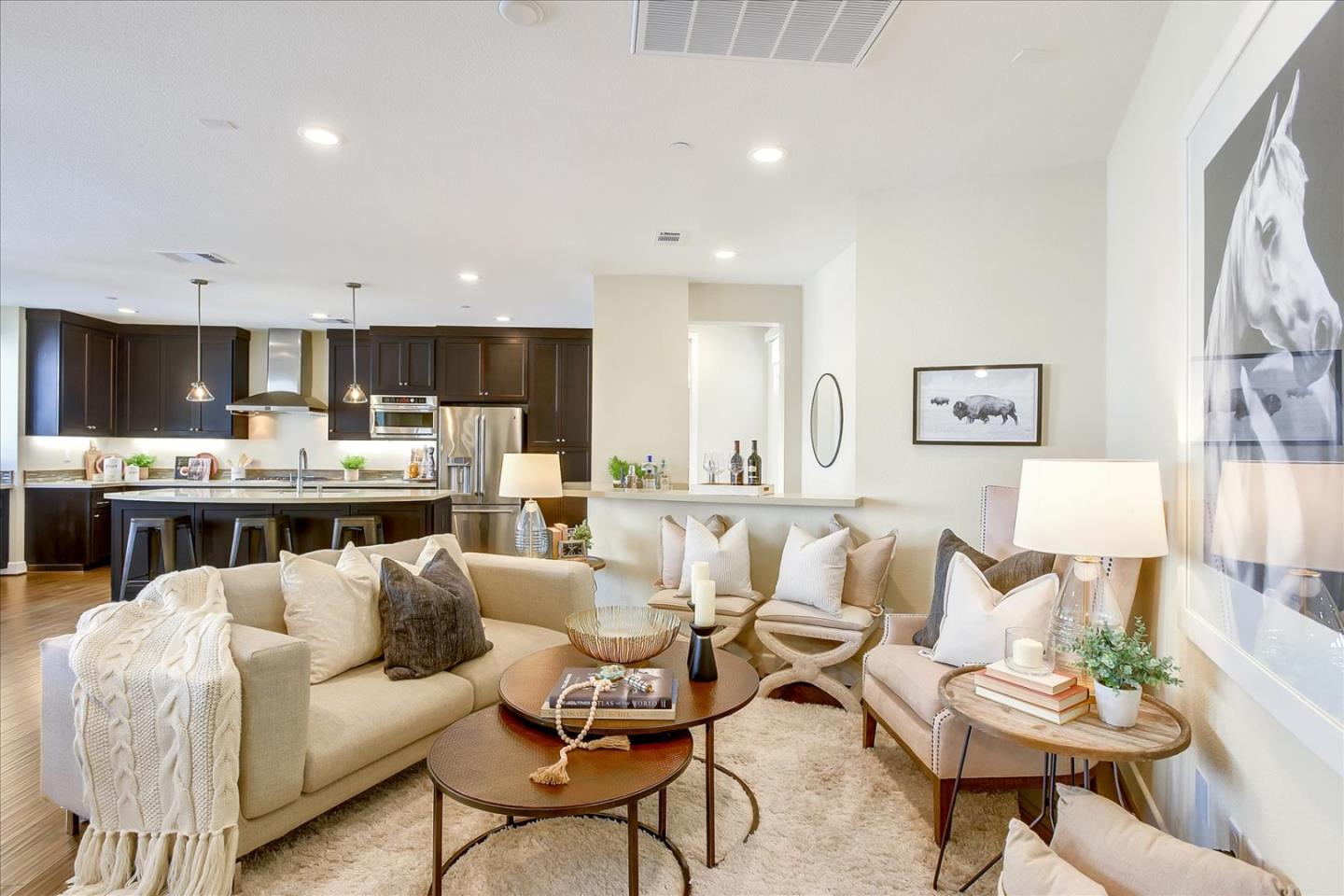 Detail Gallery Image 1 of 1 For 402 Neves Rd, San Mateo,  CA 94403 - 1 Beds | 1/1 Baths