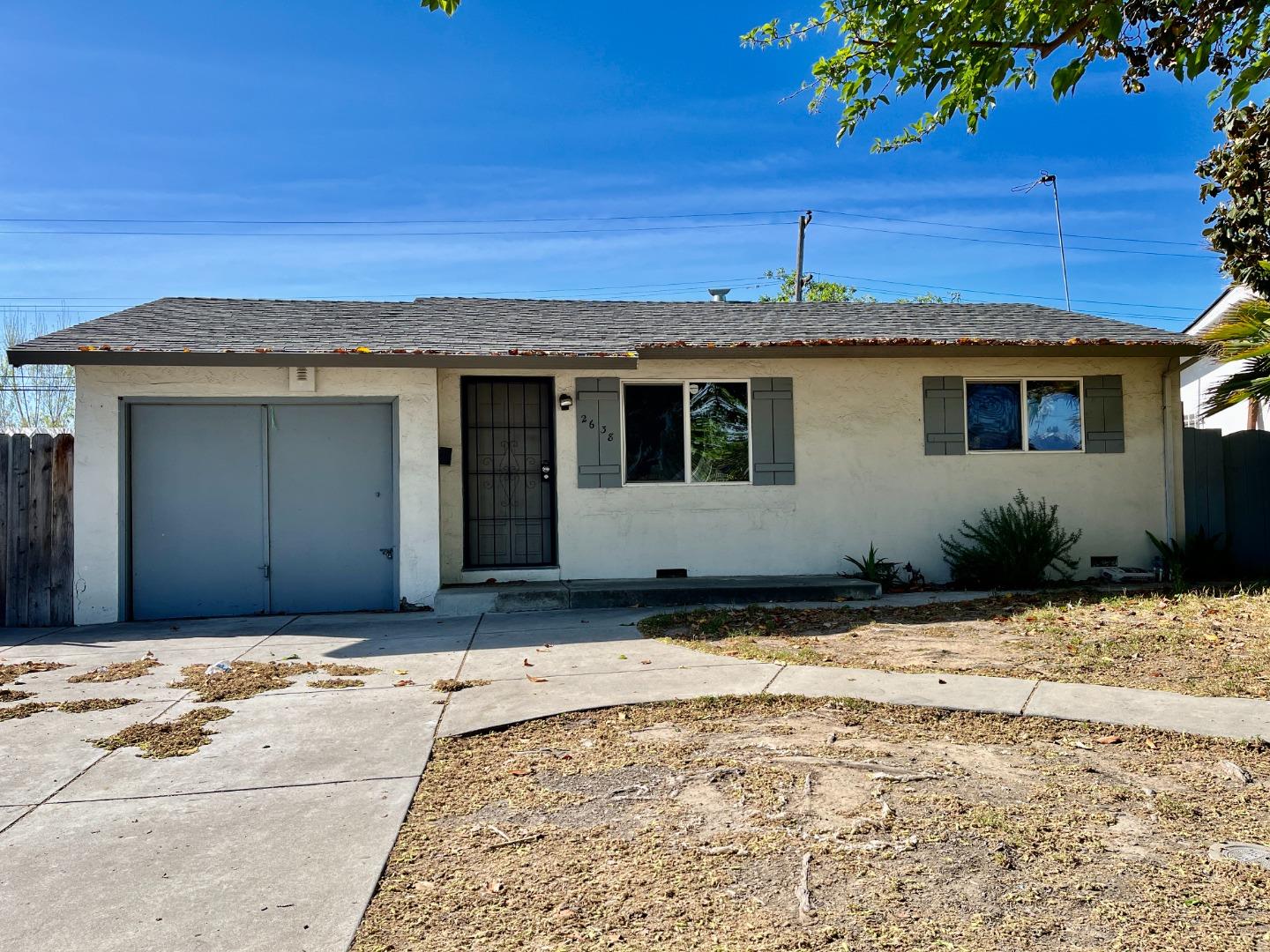 Detail Gallery Image 1 of 1 For 2638 Pendragon Ln, San Jose,  CA 95116 - 3 Beds | 2 Baths