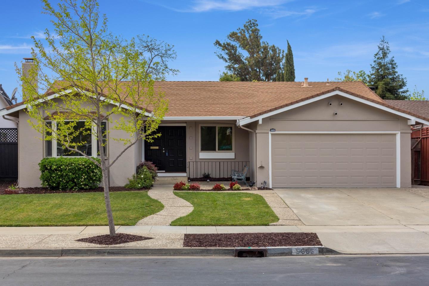 Detail Gallery Image 1 of 1 For 5695 Lathrop Dr, San Jose,  CA 95123 - 4 Beds | 2 Baths