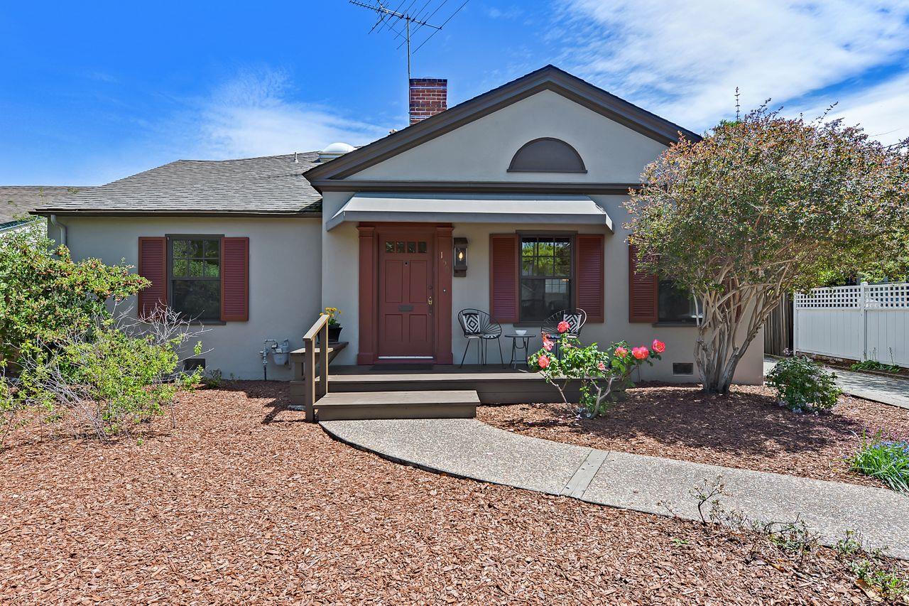 Detail Gallery Image 1 of 1 For 150 Heather Ln, Palo Alto,  CA 94303 - 3 Beds | 2/1 Baths