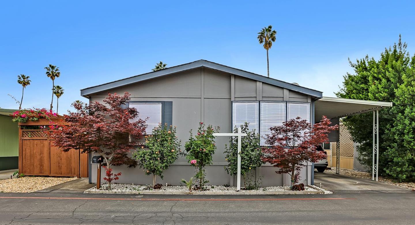 Detail Gallery Image 1 of 1 For 3637 Snell Ave #300,  San Jose,  CA 95136 - 3 Beds | 2 Baths