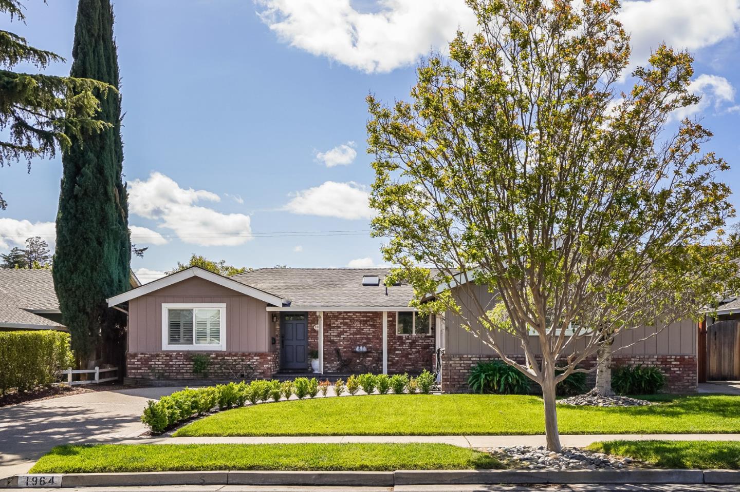 Detail Gallery Image 1 of 1 For 1964 Assunta Way, San Jose,  CA 95124 - 3 Beds | 2/1 Baths