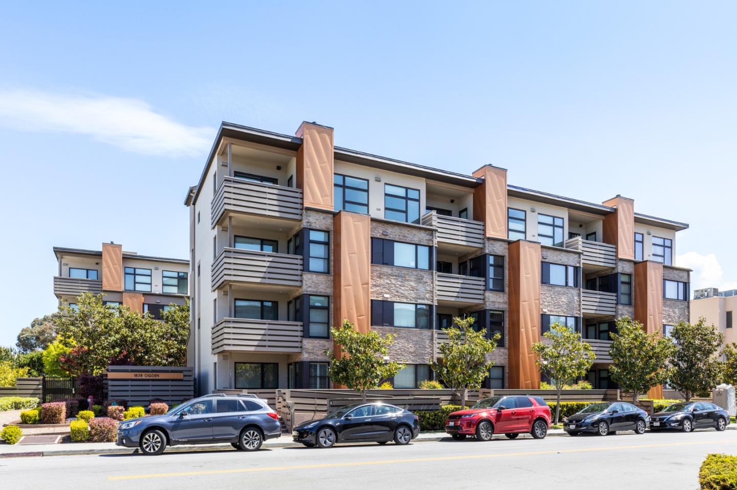 Detail Gallery Image 1 of 1 For 1838 Ogden Dr #209,  Burlingame,  CA 94010 - 2 Beds | 2 Baths