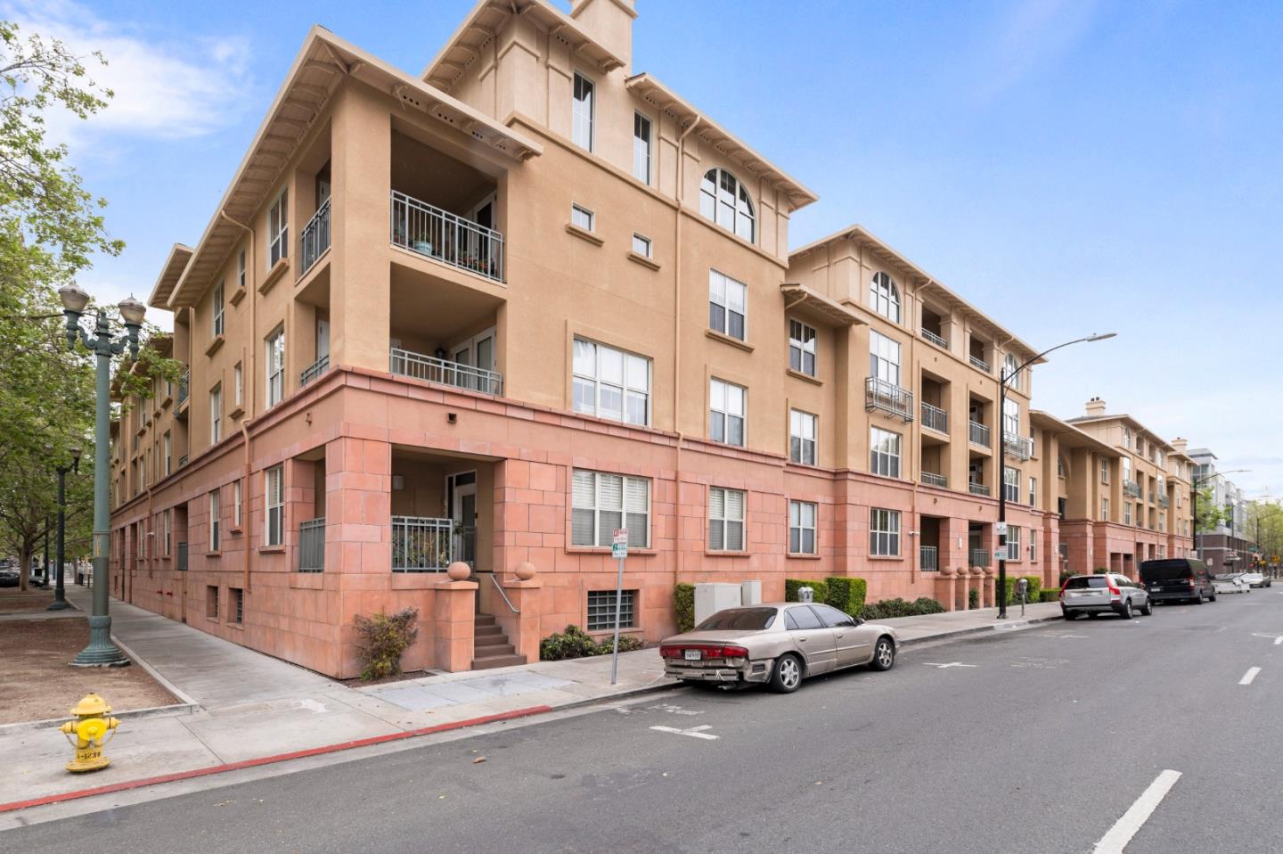 Detail Gallery Image 1 of 1 For 30 E Julian St #116,  San Jose,  CA 95112 - 1 Beds | 1 Baths