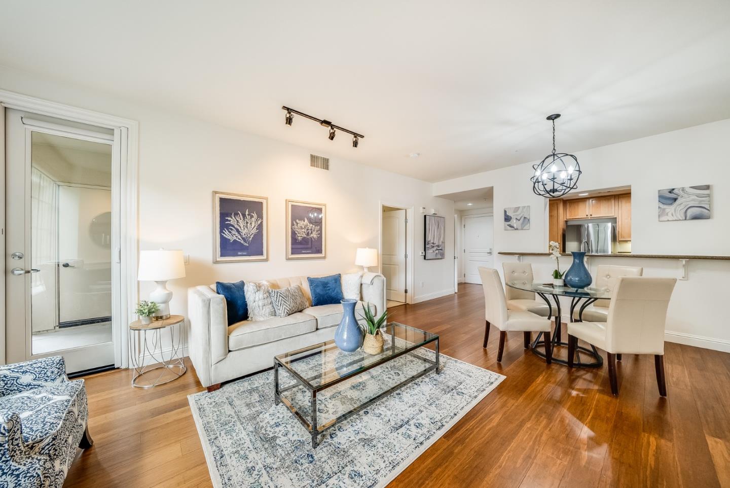 Detail Gallery Image 1 of 1 For 633 Elm St #201,  San Carlos,  CA 94070 - 1 Beds | 1 Baths