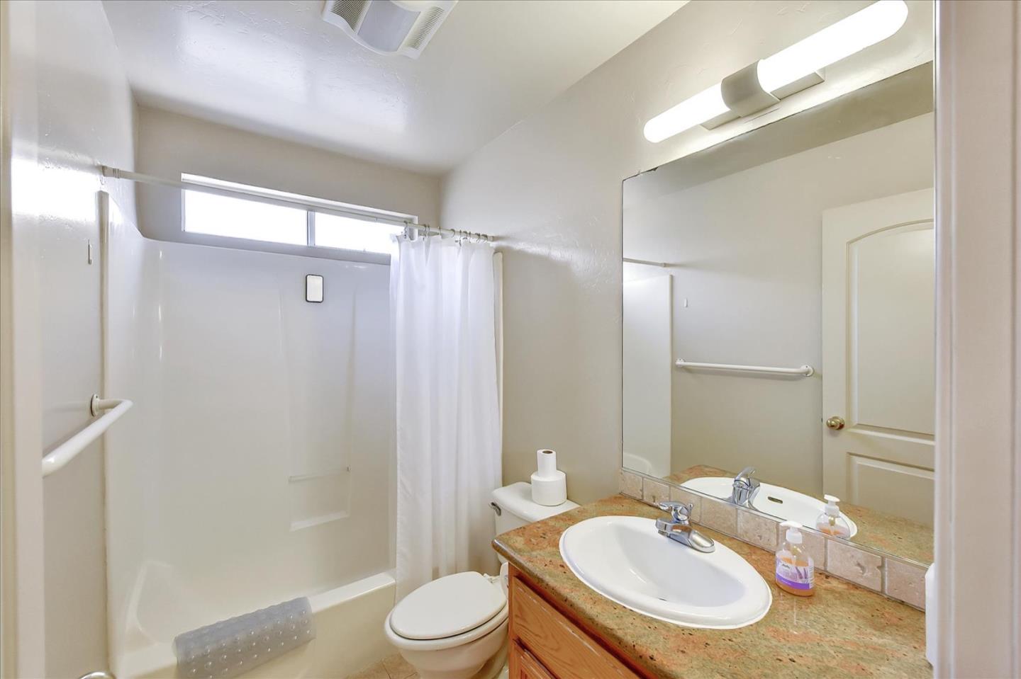 Detail Gallery Image 15 of 20 For 1860 Dwight Way, Berkeley,  CA 94703 - – Beds | – Baths