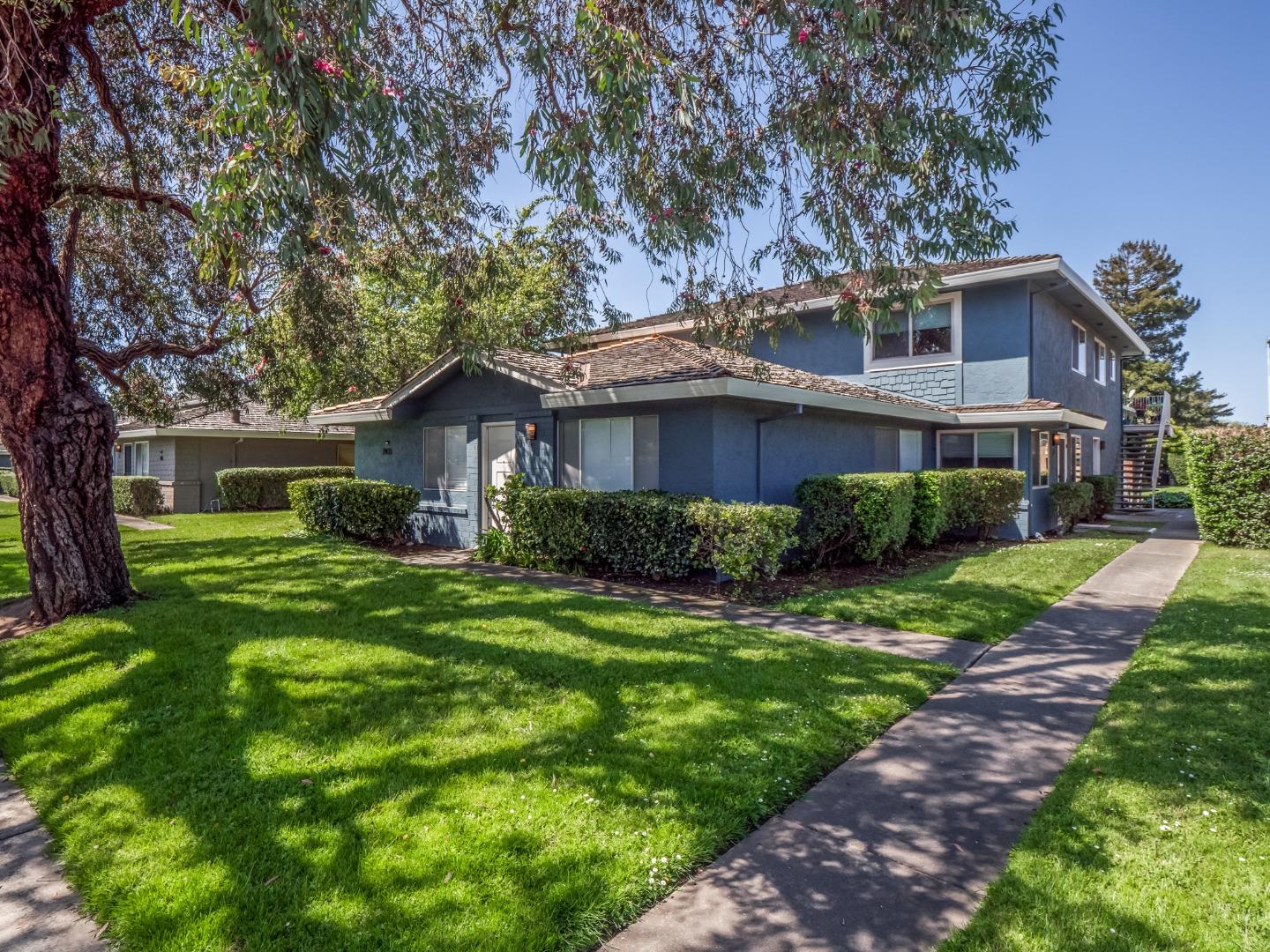 Detail Gallery Image 1 of 1 For 1405 45th Ave #2,  Capitola,  CA 95010 - 2 Beds | 1 Baths