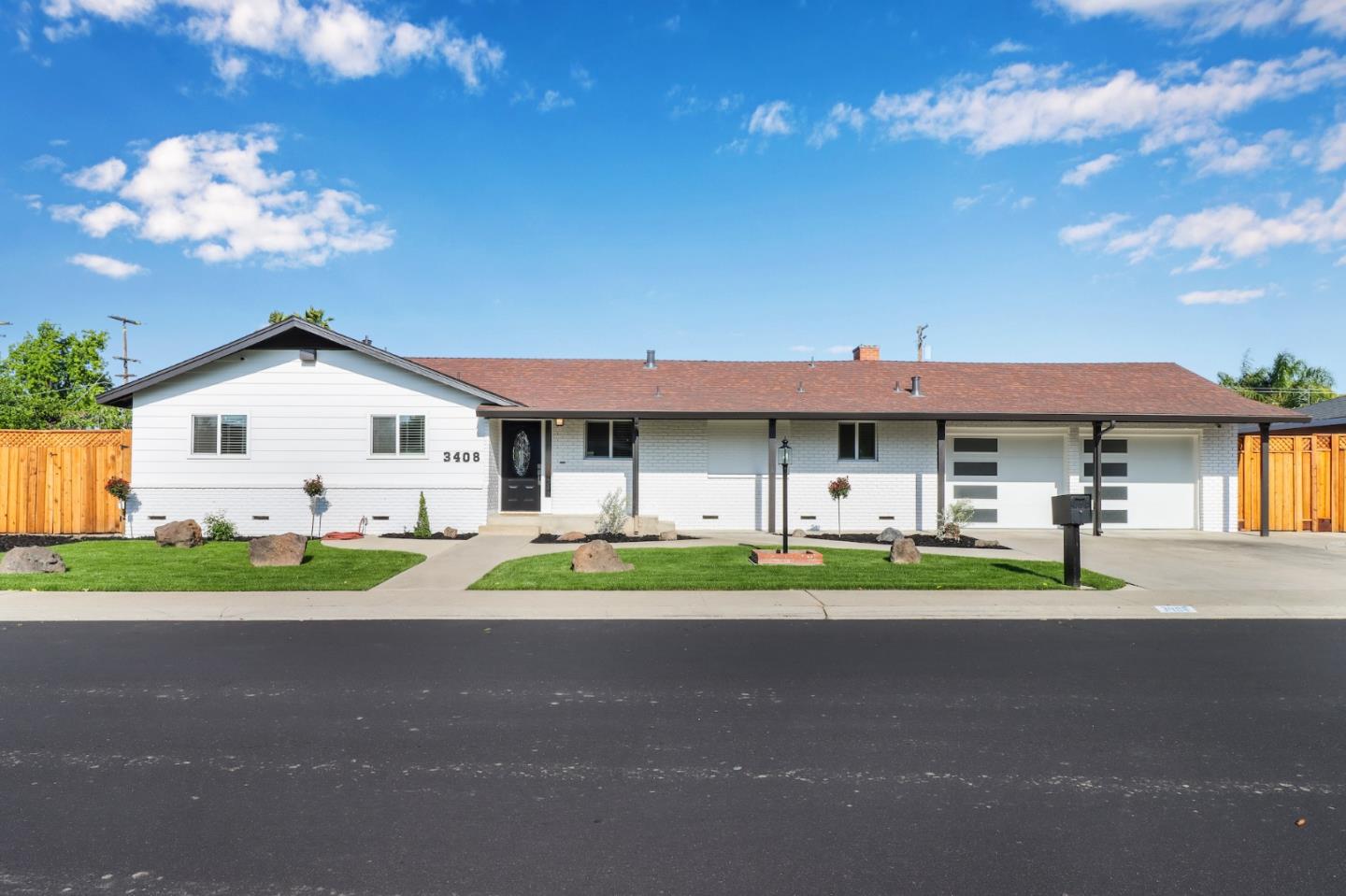 Detail Gallery Image 1 of 1 For 3408 Bridgeford Ln, Modesto,  CA 95350 - 3 Beds | 2/1 Baths