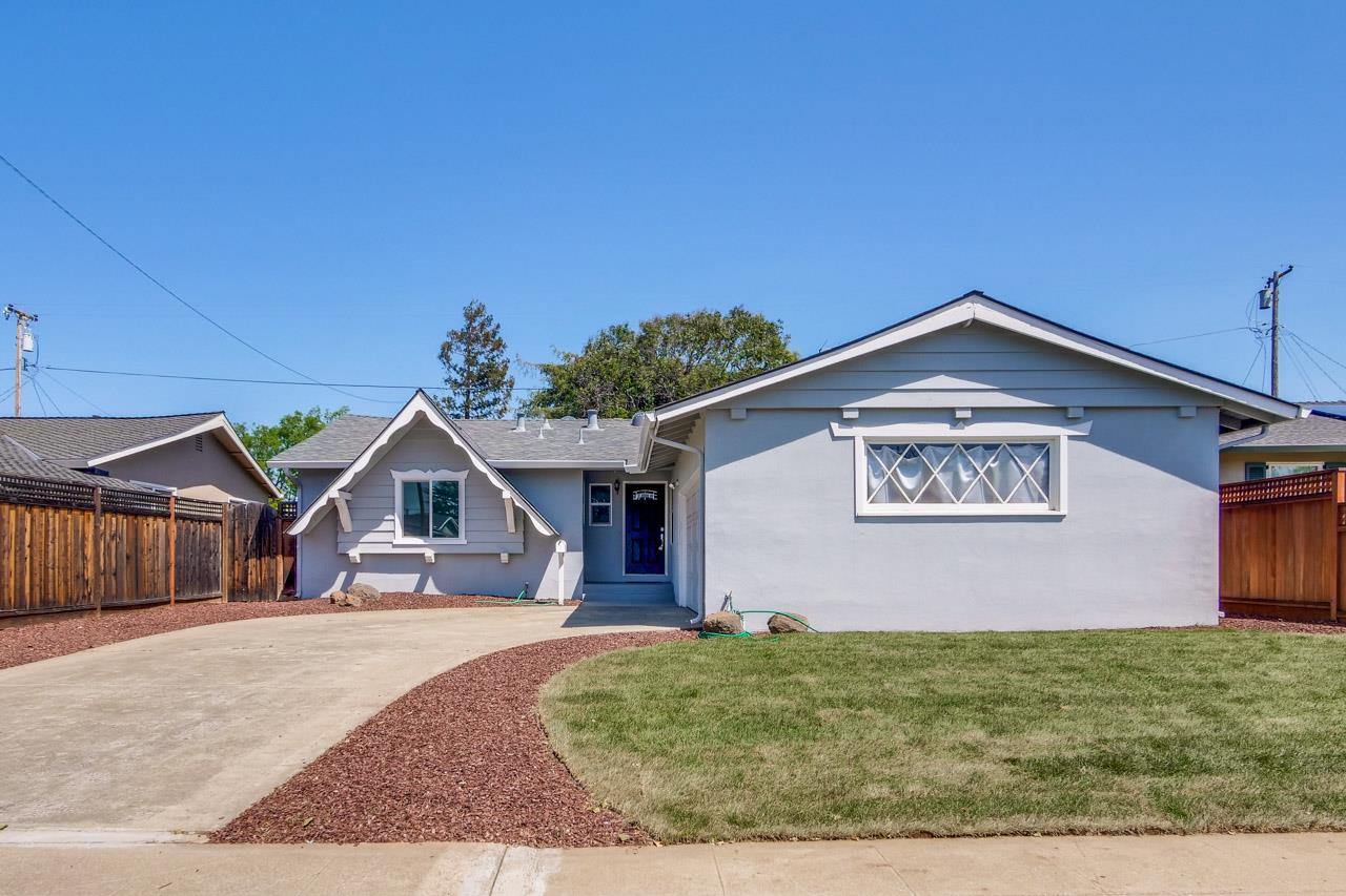 Detail Gallery Image 1 of 1 For 3596 Calico Ave, San Jose,  CA 95124 - 3 Beds | 2 Baths