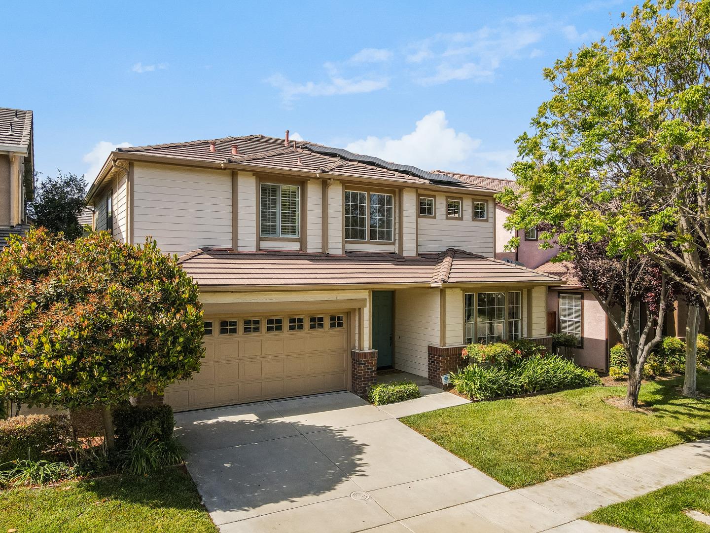 Detail Gallery Image 1 of 1 For 862 Brevins Loop, San Jose,  CA 95125 - 4 Beds | 2/1 Baths