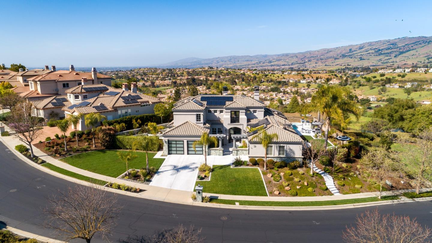 Detail Gallery Image 1 of 1 For 5907 Foligno Way, San Jose,  CA 95138 - 4 Beds | 4 Baths